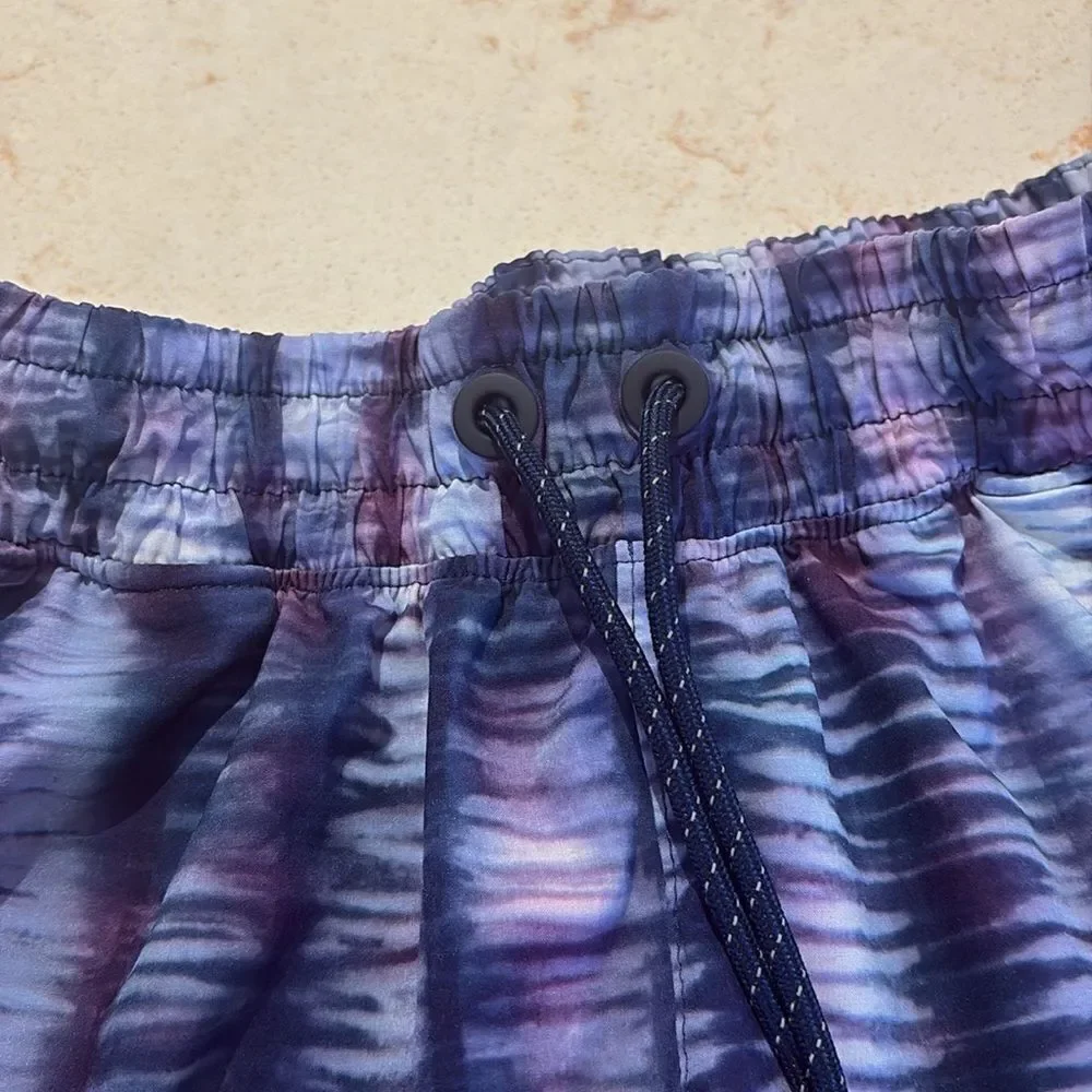 Athleta GIRL SZ (8/10) medium tie-dye drawstring shorts